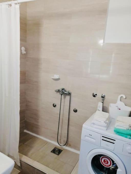 Apartamento Dorcol Hideaway Belgrado Exterior foto